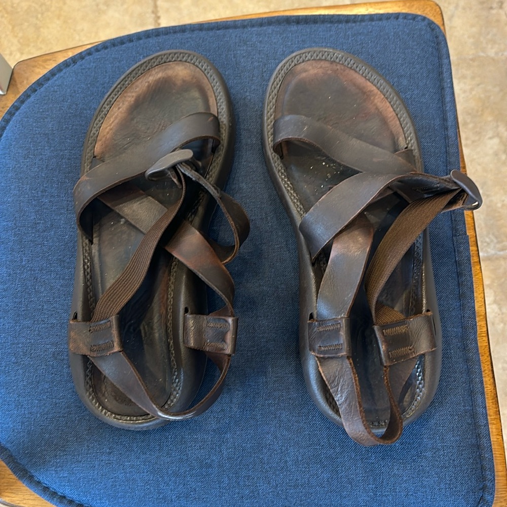 Men’s brown leather Chaco Sandals